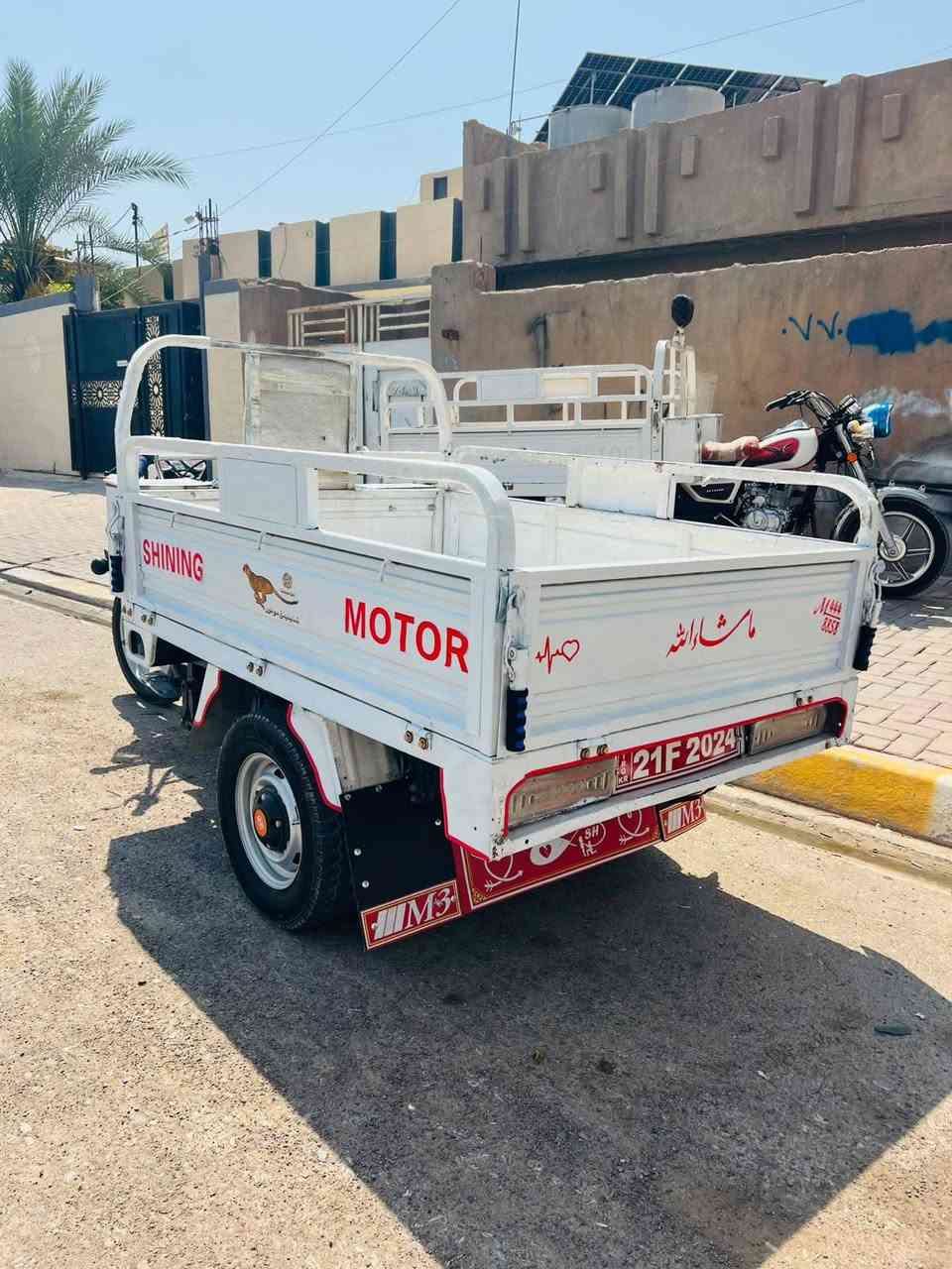 السلام عليكم ستوتة للبيع موديل 2021 أوراق كاملة ستوتة جاهزة من كلشي مكفولة كفالة عامة محرك خير من الله المكان اديالى سراجق لاتصال ***********
