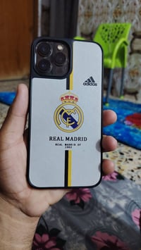 ايفون 13 برو ماكس • ٢٥٦ • شاشة مكسورة
