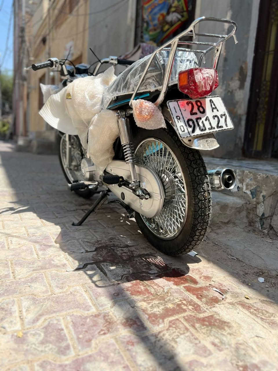 السلام عليكم نامه برو محرك غطاس صار اقل الشهر طالعه من العارضي رقم نجف سنويه بعدها بسم العارضي ما مداور للبيع او الامراوس بدايوان جبلي ونطي فرق سعر الدراجه من الوكيل خاف احد ميعرفه 1800 الف 
رقمي***********
