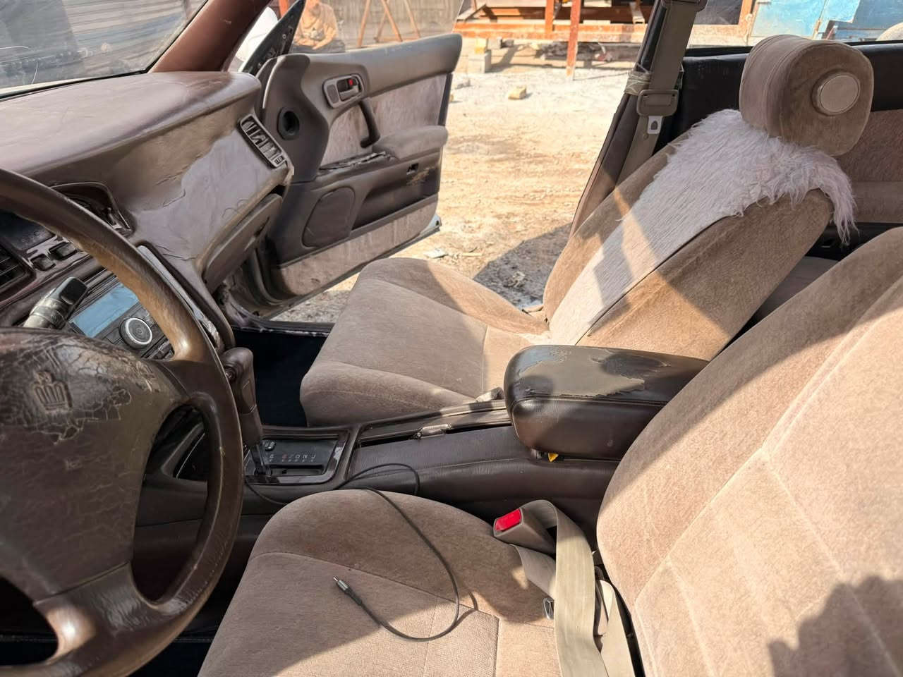 السلام عليكم للبيع بطه متصل موديل 95 مكفوله كص نقل جثه اصوليات رقم واسط انكليزي سنويه ال 31 باسمي تحويل جاهزه
 مكينه كير حداديه سياره حلوه 
السعر 40 وبيها مجال مكاني ناصريه استفسار اكثر اتصل ***********
ا
