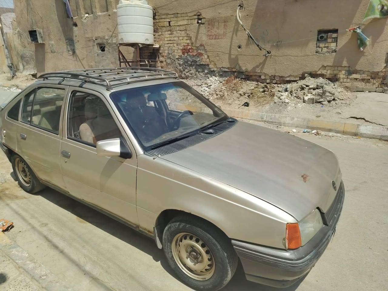 لبيع مكينه وكير خير من الله 
حداديه ١٠٠/١٠٠
السعر ٢١وبيه مجال 
المكان ناصريه مركز 
تفاصيل اكثر اتصل
*********** جاهز  جاهزه
