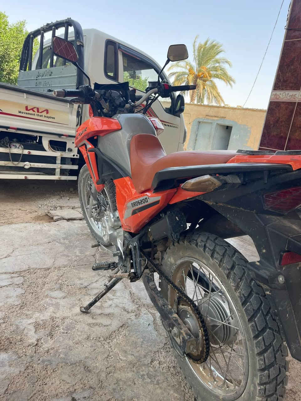 السلام عليكم
دراجه  ياباني KAVIR Motor

نضافه فول 

دراجه حلوه وكاعده 

حجم المكينه 200

نكره سلف 

6نمر شرط معدل 

موديل 2023

اوراق سحب 

تاير خلفي امامي اخو جديد

بيها ملاحضات خدوش بسيطه 

بلكفر 

 (السعر 1.250)

(وبيها مجال للشراي)

المكان ديالى الخالص الناي 

للأستفسار هـ***********

شراي اتصل
