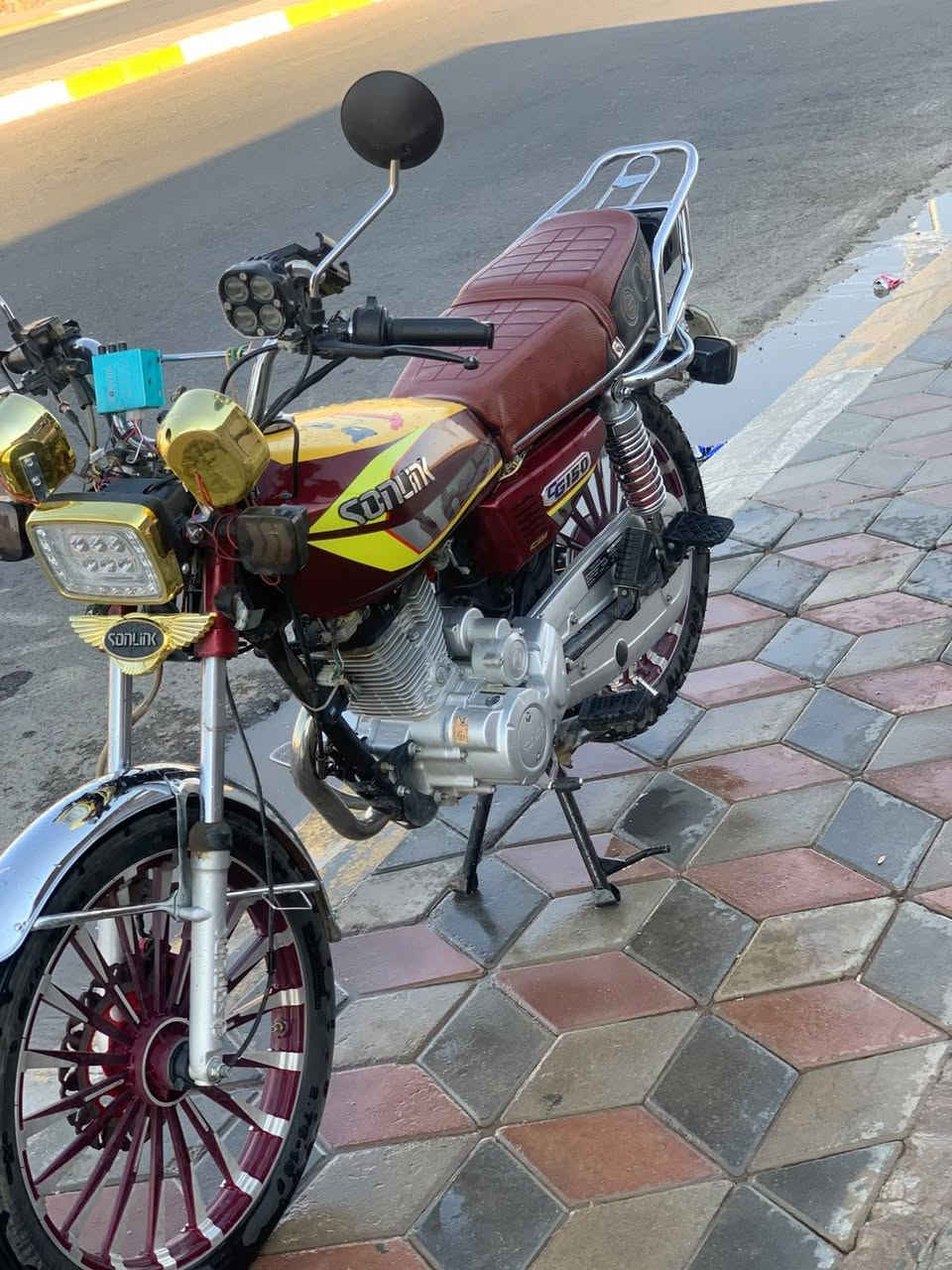 السلام عليكم دراجه للبيع موديل ٢٤محدث ٢٥ السعر 650 وبي مجال مفتوح الخاص والرقم ***********
