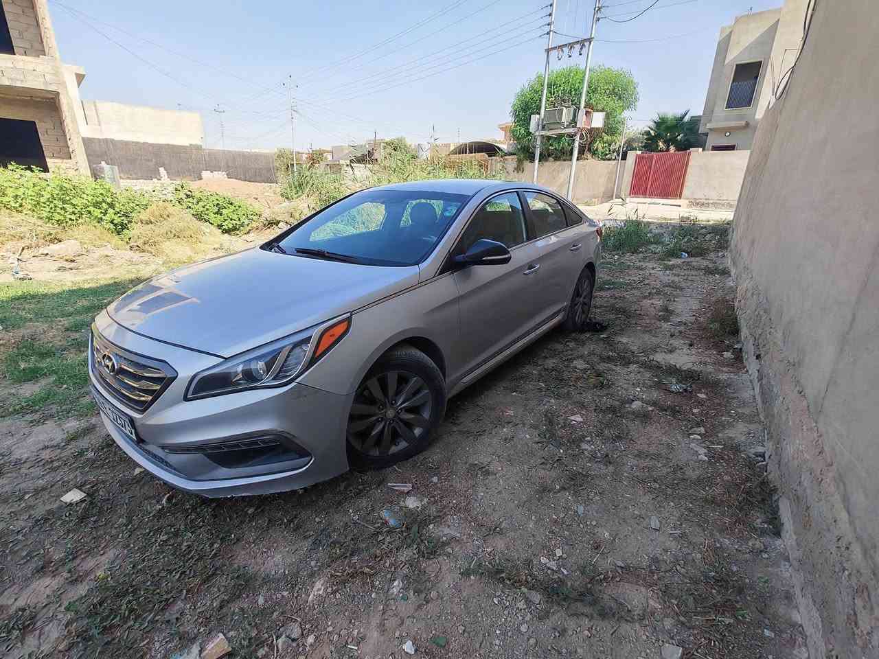 سوناتا ١٧ سبورت  بدون صبغ ولاتبديل السعر ١١٨ مجال بسيط *********** وتساب مكان السياره موصل تلعفر
