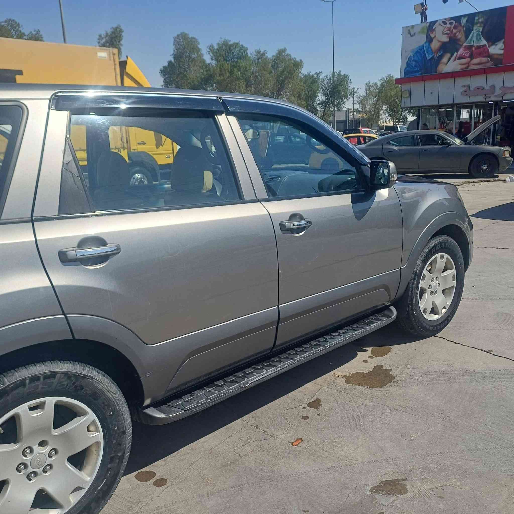كيا مهافي موديل ٢٠٠٩ كويتي
مكفولة من ضربه والبارد والصبغ بيه رصعات 
جراد قمار بنيد فقط  لون رصاصي كير مكية مكفول مكينة جديده قبل أشهر مبدله 
مواصفات بصمه تشغيل بصمة تقفيل كامره حساس شاشه مري شفط يدوي 
بصمه تشغيل بصمة ابواب
فتحه حساس خلفي كامره شاشه
دفع رباعي 
تخم تاير جديد 
حدادية ٩٠  بل١٠٠
مانع منحدر 
لدات بلبيبان جنطه شفط هوايه بيه مواصفات تصل بلخدمة  
رقم نجف  مكاني واسط كوت   سنويه منتهية قبل كم شهر سعر  ١٢٥  عليه غرامه تنزل من سعر 
***********
