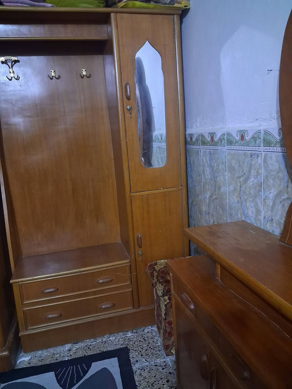 غرفة نوم لبيع  التفاصيل على هذا الرقم ***********
