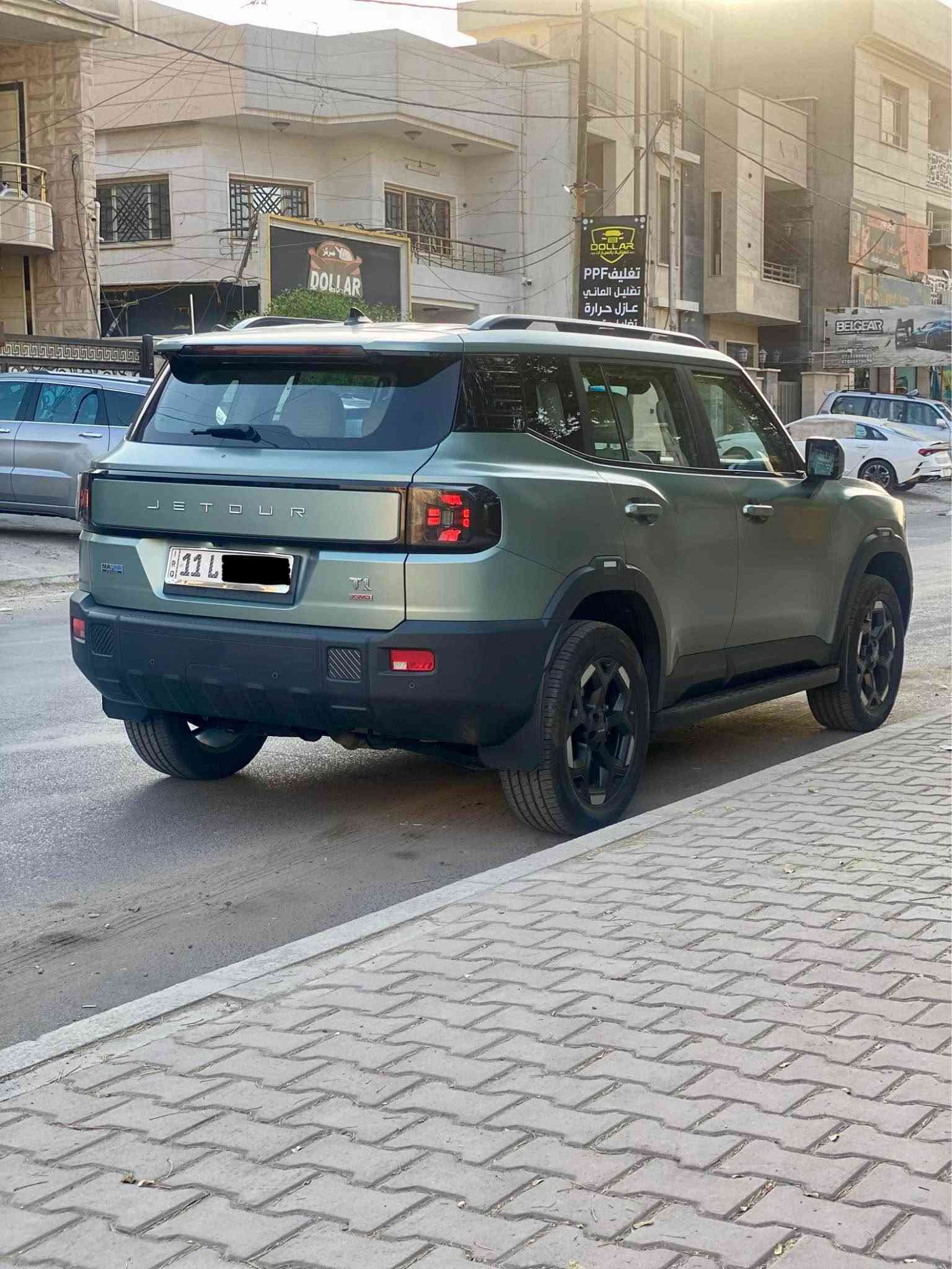 جيتور تي وان لكجري فول الفول 
اللون اخضر بستاشيو مات بلادي 
ممشى ٣٠ الف
ضمان شركة هارلم داخلة بالضمان
بانوراما
كامرات رؤية محيطية ٥٤٠ درجة
انارة محيطية 
مقاعد جلد فاخر
ذاكرة مقاعد
تدفئة تبريد بالمقاعد الامامية
فور ويل ذكي
نظام صوتي فاخر
اوامر صوتية عربية
شاشة ١٥ انج
فول تحكمات ستيرن
٨ اوضاع قيادة
كير طيارة ٨ نمر 
حساسات امامي خلفي
للاستفسار مراسلة على الواتس اب او ماسنجر 
*********** بغداد, العراق
