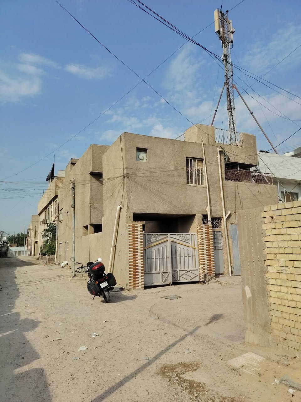 الامين شارع النواب • دار طابقين • ١٦٠م