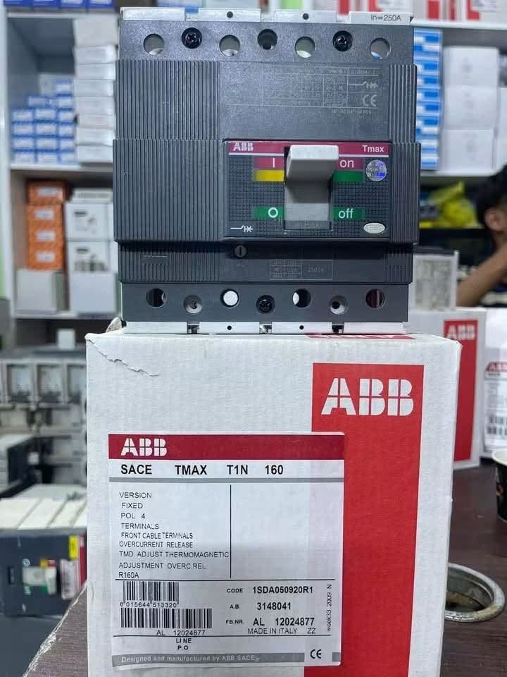 السلام عليكم

التوصيل مجاني لأصحاب الجملة

قاطع ABB شكل القديم 

ضمان لمدة سنة كاملة نحاس١٠٠٪؜ 

ثلاثي ١٠٠ امبير ب ٣٨الف 

ثلاثي ١٦٠ امبيرب٤٥الف 

ثلاثي ٢٥٠ امبير بً٥٥ الف

رباعي ١٠٠ امبيرب٥٠الف

رباعي ١٦٠ امبير٦٠الف

قاطع ABB شكل حديث 

١٠٠امبير ثلاثي ٤٥٠٠٠

١٠٠ امبير رباعي ٥٥٠٠٠ الف

١٦٠ امبير ثلاثي ٦٥٠٠٠ الف

١٦٠امبير رباعي ٦٨٠٠٠ الف

٢٥٠امبير ثلاثي ٧٠٠٠٠ الف

جوزات ABB جميع الامبريه احادي سعر 2500

جوزات ABBجميع لاميريه الثائيه  سعر 11000

جوزات  ABBجميع لامبيريه الثلاثيه سعر 15000

يوجد توصيل 🚚 لجميع محافظات العراق

***********

مجانا التوصيل صار مجاناً 

لأصحاب الجملة فقط التوصيل مجاني

