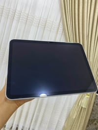 ايباد 11 • ١٢٨ • بطارية ١٠٠