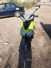 سكنس • شحن • ٦بطاريات