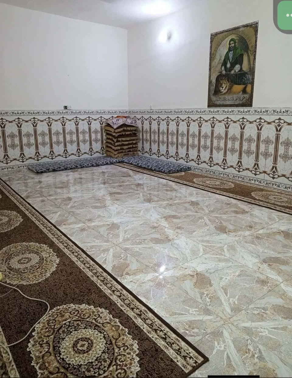 🔥 عرض جدا مناسب وحلو 🔥
دار سكن للبيع في الزبيديه  نهاية شارع 30
📐 المساحة: 300متر
🏠 التفاصيل:
- غرفه نوم 4×5
- صالة 4×9 
- استقبال 4×7
- مطبخ 4×5
- طرمة كبيرة
- الشارع قيد التبليط حالياً

📜 السند:25 زراعي
💰 السعر: مناسب جدا + 28+قابل للتفاوض
☎️ للاستفسار: ***********
