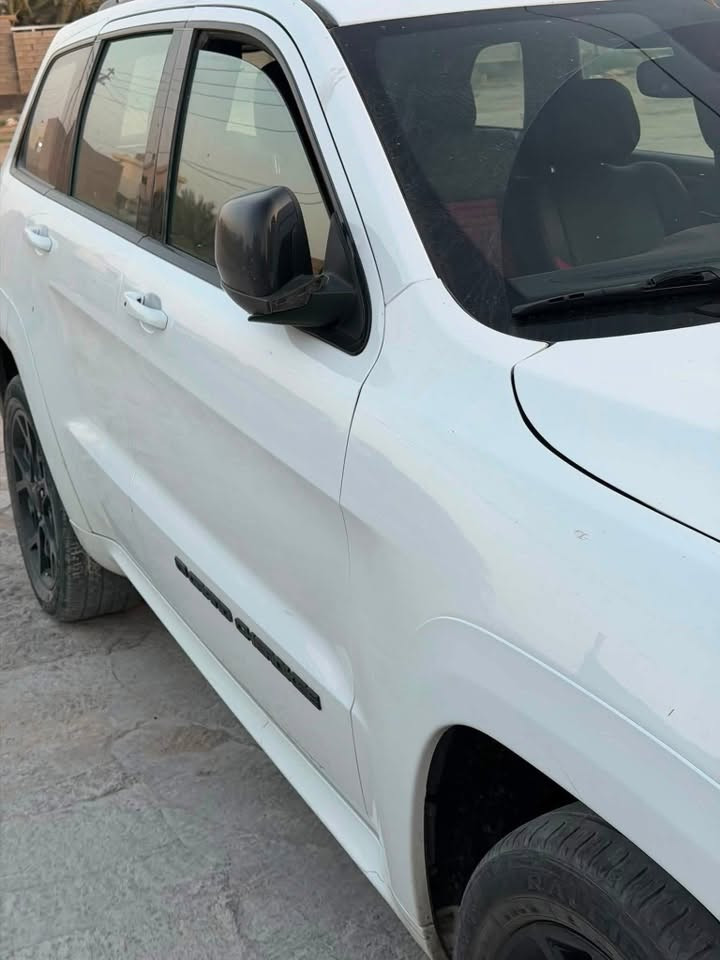 سلام عليكم جيب Sخليجي موديل22ماشيه82miرقم اربيل بسمي  بيه جاملق وبنيد وسحب بشاصي كلش قليل  
***********
