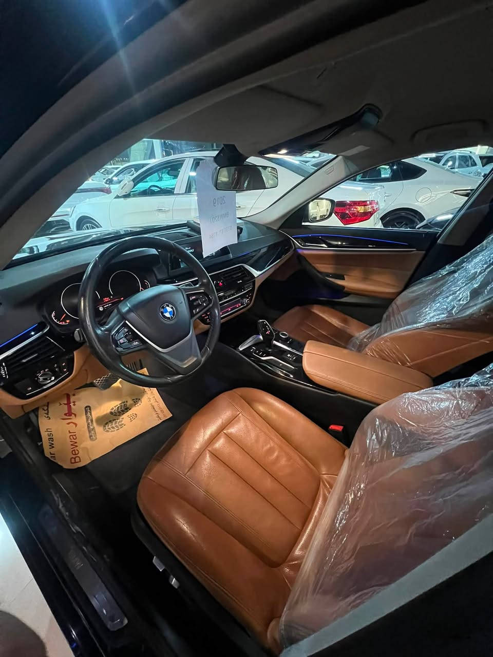 السلام عليكم للبيع BMWموديل 2019 520i ستيشن وليس صندوك السياره ماشية 190 ميل سياره علة وضع الشركة كلين تايتل بدون قطرة صبغ سونار موجود خاص ودلل بيه فقط بارد بالهلال شوية الأمامي مال سايق والخلفي علة كد إصبعين ا بإصبعين سياره تبريد منفصل معروف مال بي ام حماوة ابد ماكو السياره مال جناي مو بياع شراي سنوية باسمي رقم أربيل تحويل ثاني يوم  تاخذه تترحملي العمر كله السعر 145 وبيه مجال للشراي والجاد العنوان بغداد المنصور *********** متوازي عالبيع بسبب ظروف
