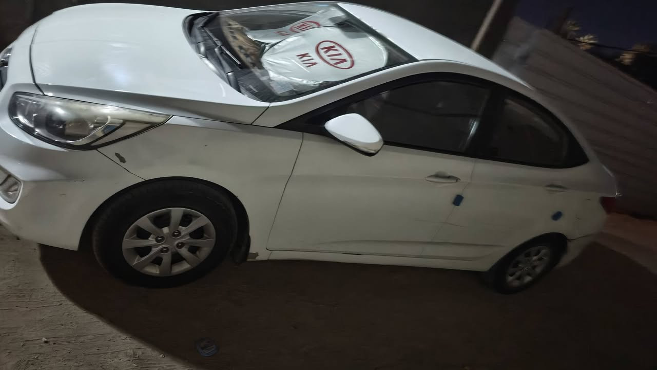 بسم الله الرحمن الرحيم 

سيارة اكسنت خليجي مديل 2016 
مكينة 1400CC 

تدفئة تبريد 100/100

رقم مثنى باسمي هزة جديد 2026 

السعر 77 و بيها مجال 

مكان السيارة السماوة 
للاستفسار الاتصال 
***********
