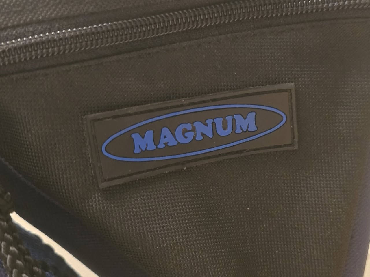 جنطة فريم • MAGNUM • جديد