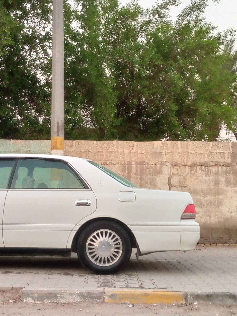 سلام عليكم راس الثور فلات للبيع
موديل 1995
مكينه 3000 فيشتين وبطل اسود 
السياره كفاله عامه ماعده بارد على كد شبر بلجاملغ الخلفي
رقم انبار انكليزي باسمي مداور ثاني يوم ويل ليزري السياره كرستال اصل 
تبريد وي السويج شرط ثلج 
السياره نضيفه بمعنه الكلمه واحله من الصور 
تراي وين ميعجبك السعر 105 وبيها مجال قليل كلش 
مكاني نجف كوفه شارع المطار الجديد 
***********
