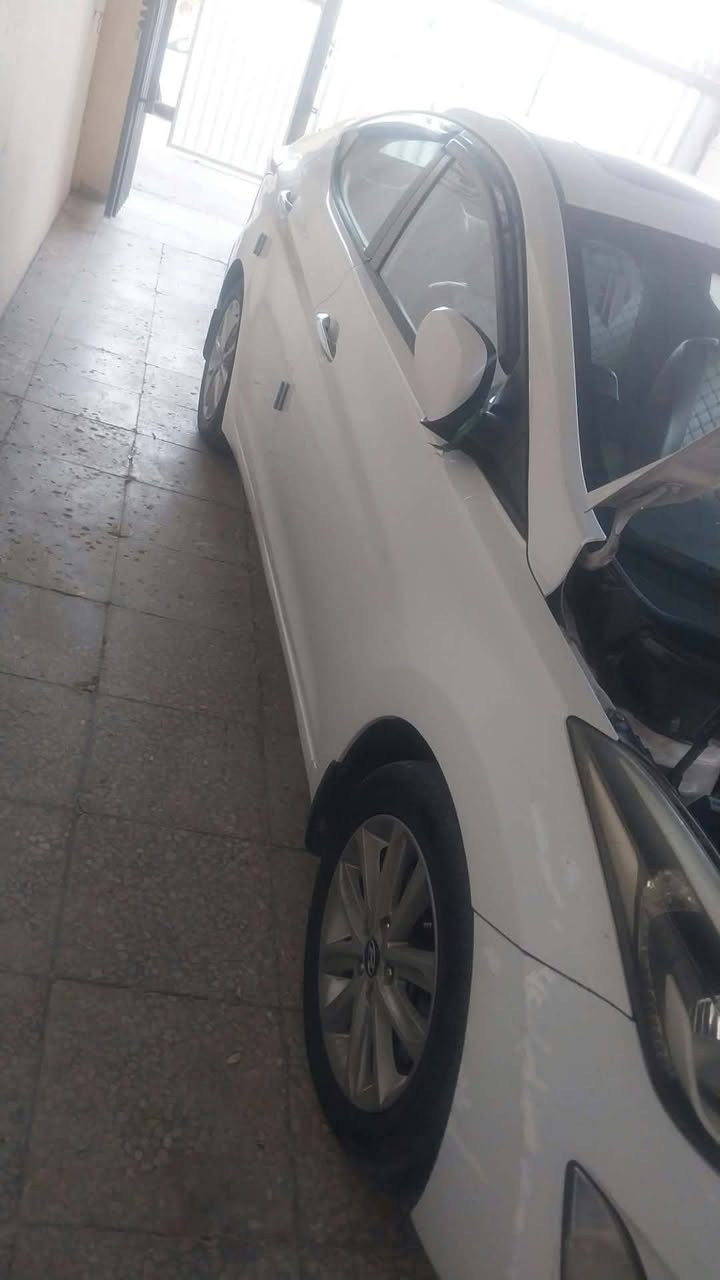 🚗 للبيع - هونداي النترا
━━━━━━━━━━━━━━━━━━━━━

🏷 النوع: هونداي
📌 الموديل: النترا  خليجي
المحرك : 1800 دوش
📅 سنة الصنع: 2015
📍 الموقع: بغداد 
🛣 الكيلومترات: 210 كم
💰 السعر: 118
🚗 سونار بالنشر 
السيارة جاهزة من كل شي
رقم الهاتف : *********** صاحب السيارة

نص مكتوب في الصور:
- سونار الرداح فحص السيارات بالأجهزة الحديثة الفني محمد مبدل السرعة: سليم المحرك: مفتوح الكهربائيات: سليم الشاصي: سليم حالة البطارية: سليم حالة الاطارات: سليم
