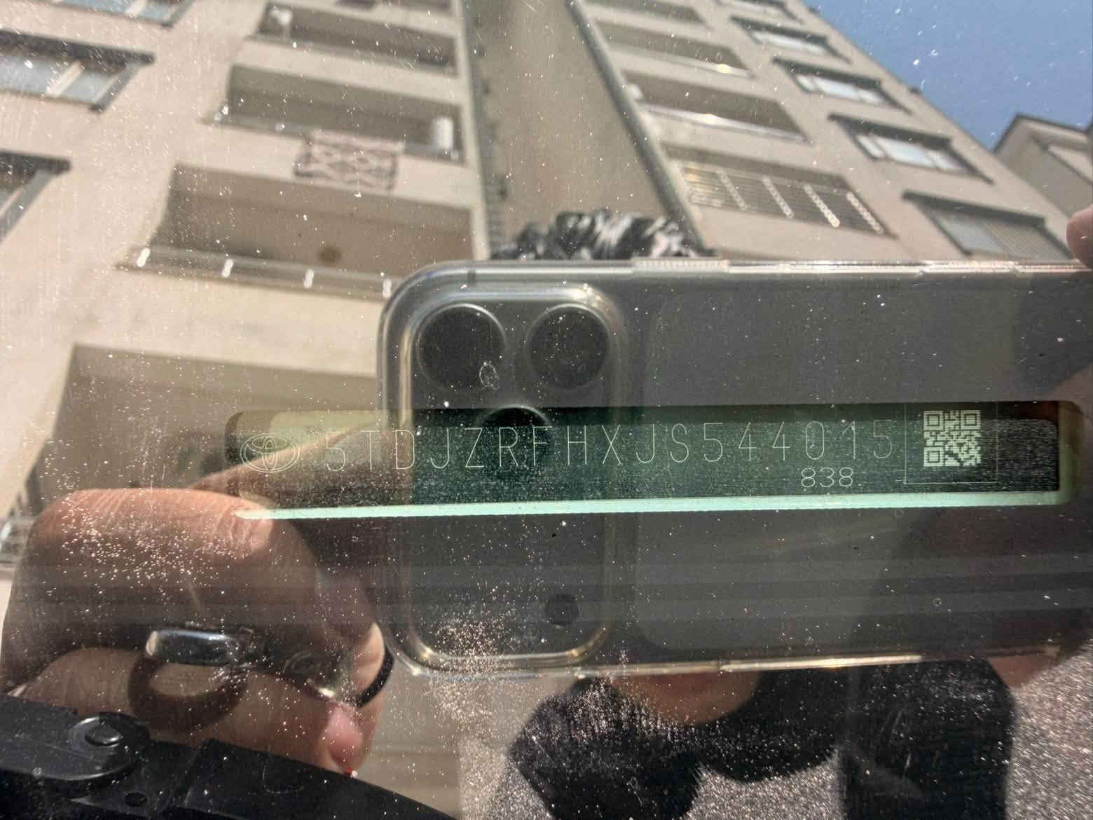 مرحبا اخوان عندي سياره تيوتا هايلندار نضيف جدان بدون سبخ علبارت بي سياره فول موصفات سياره شغال   كشنات VIPو سياره 7راكب بصمه  فول فول 6سلندار و سعر230$ رقم هاتف و واتس اب***********
