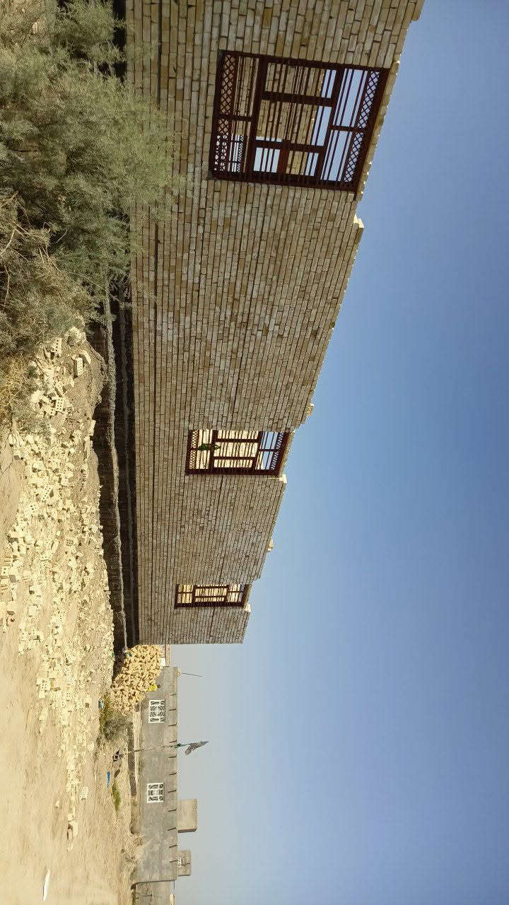 خلفه بناء متفرغ ناخذ مقطوعه يوميه ع دبل ***********
