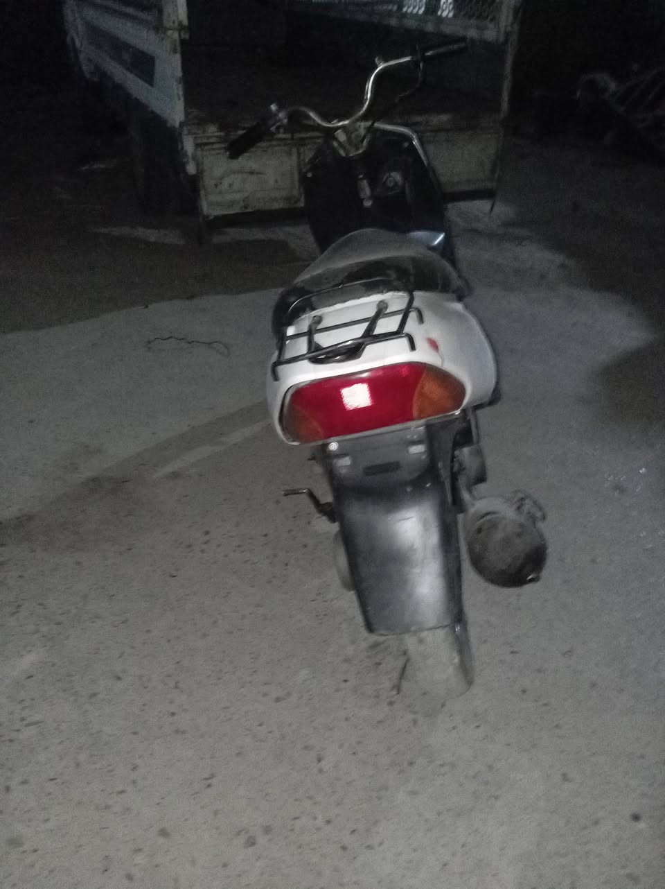 ماطور ماكس مجفته جديد كابريته جديده ماتشتغل مكان الضلوعيه السعر120وبيها مجال ***********
