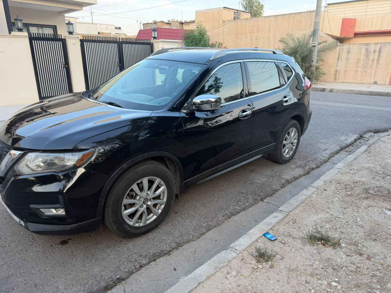 نيسان روك • ٢٠١٨ • كاميرا