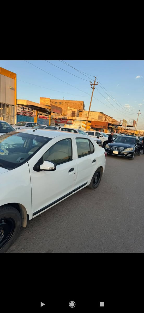 رينو سيمبول موديل 21
السيارة عليها اقصاد سنة ونص مصرف حكومي استقطاع مباشر
راعيها بغداد يسوي وكالة
بيها 3 قطع
السياراة تايرات وحدادية ودهن كير ودهن محرك وباتري كله جديد
ماشية 118
السعر 68
***********
