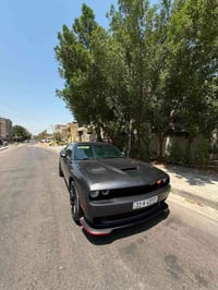 دوج جالنجر • ماشي ٥٠ الف • بدون تبديل
