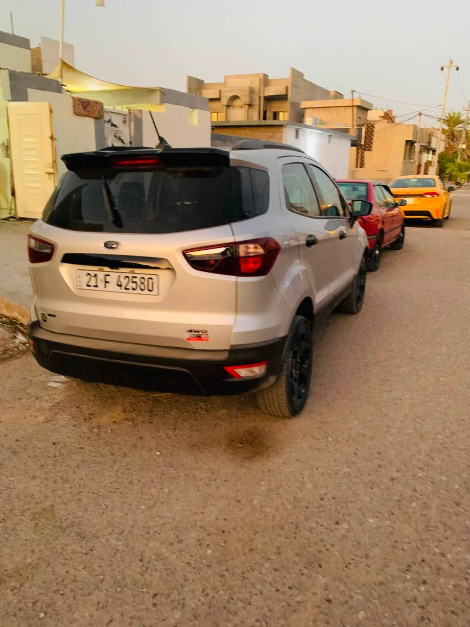 فورد إيكوسبورت 
موديل 2023
سياره نضيفه مال بيت 
 سعرها110بيها مجال بسيط 
الشراي ينتصال عنوان كركوك
حي نصر رقم تلفون***********
