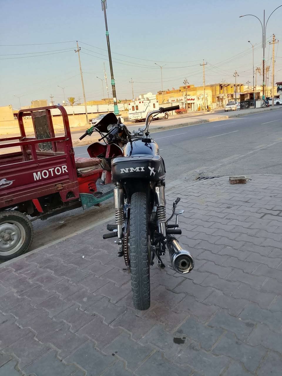 السلام عليكم دراجه تايكر 18ب425بيه مجال مكان كوت طشاش ***********
