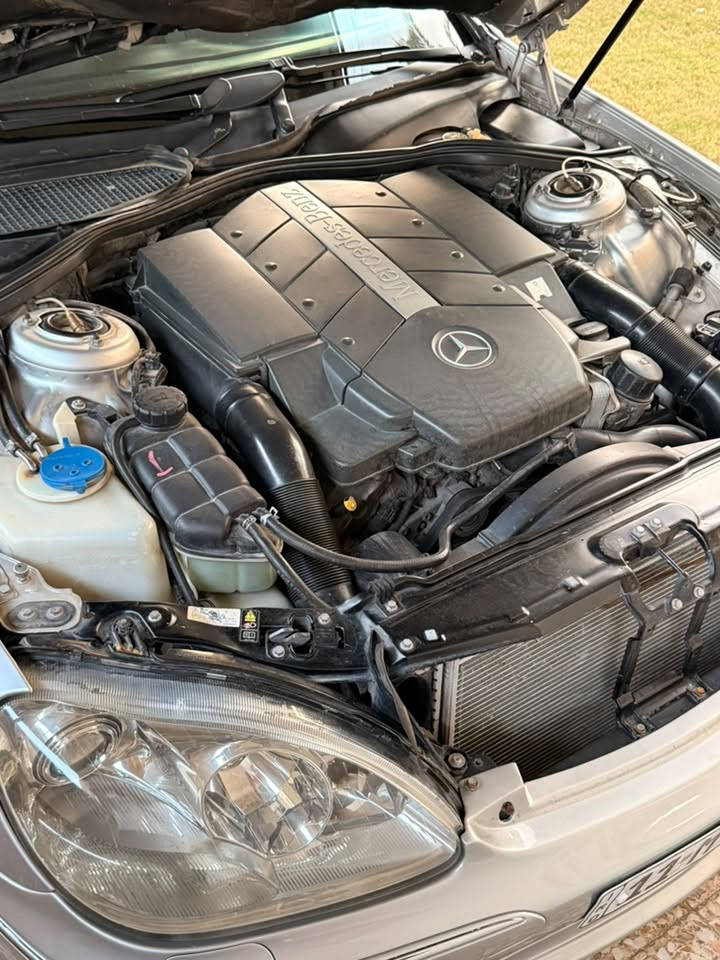 السلام عليكم
للبيع فقط

مرسيدس حجم S 500 موديل 2000 محرك V8 

سياره بلادية مال جناي ومصروف عليها 

محرك وكير مكفولات من اي شي  

صدر امامي وخلفي كله جديد وچوبلسات صعود ونزول

تخم تاير + ويل جديد وباتري جديد  

غرفتها كلش جديدة بدون زلغ او فطر

بردة خلفية، سلايد، كشنات امامي كهرباء وخزن وتدفئة

سيارة وارد يابان مكفوله من الضرر والخياس والحادث 

بيها صبغ كم قطعة وباقي القطع عالبلاد ابيع مصبوغة عام

السعر 128$ وبي مجال للشراي 

السيارة جاهزة من كل النواحي ونظيفة جداً ومتحتاج اي مصرف 

العنوان بغداد الكرخ

للاستفسار 

***********

اتصال + واتس
