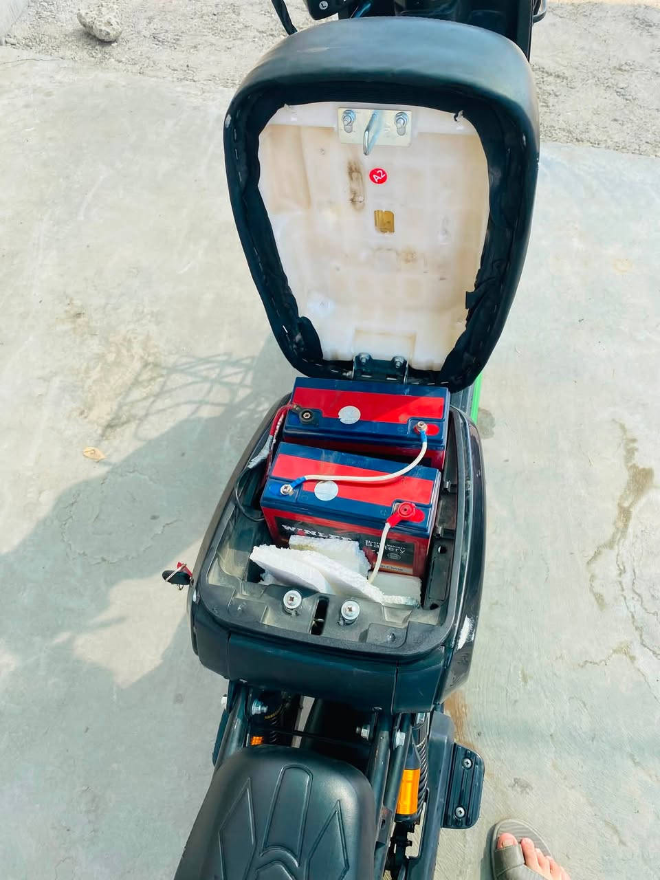 السلام عليكم
أعاده نشر بسبب الوعود الكاذبه ✅✅

موطور شحن R9 

2026 

بطاريات 32ولي شرط عل فحص شخط ما بيهن 

  بسعر (410ا))وبي مجال 

سله ✅

اشاير يمين ويسار وشاير بل ديجي ✅

لايت عالي وناصي 

هورن 

✅

امري 

شاحنه  الاصليه معاا شرط عل فحص 

كامل مكمل بس تشغل ✅✈️

هـ***********
