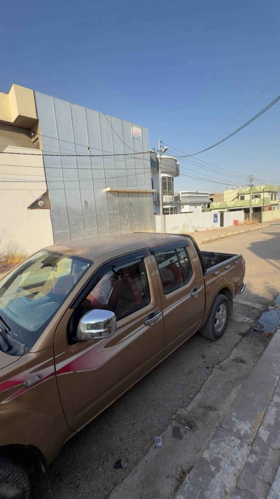 سلام عليكم نيفارا موديل 200٨كير عادي مكينه بلادي مفتوح سياره مرتب وشاشه بيه لو قطعتين لو تلاثه رقم تلفون ***********لمعرفه السعر خابر رجاء رجاء بس شراي يخابر
