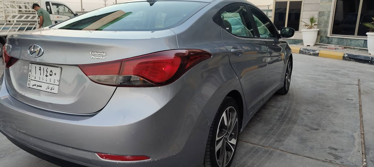 السلام عليكم
النتراءموديل 2015 مريكي محرك 2000دوش بيه رشات صبغ فقط بدون اي ضرر داخلي او فتح والباقي كفاله ضربه رقم ذي قار دولي سنويه جديدة لغاية 2028 حره مشروع وطني تحويل ثاني يوم دواخلها كلش جديده كير ومحرك مكفولات حداديه  كهربائيات كلها شغاله سياره كلش جديده وجاهزة  مكان السياره ناصرية الشطره  ***********
‏‪***********‬‏
