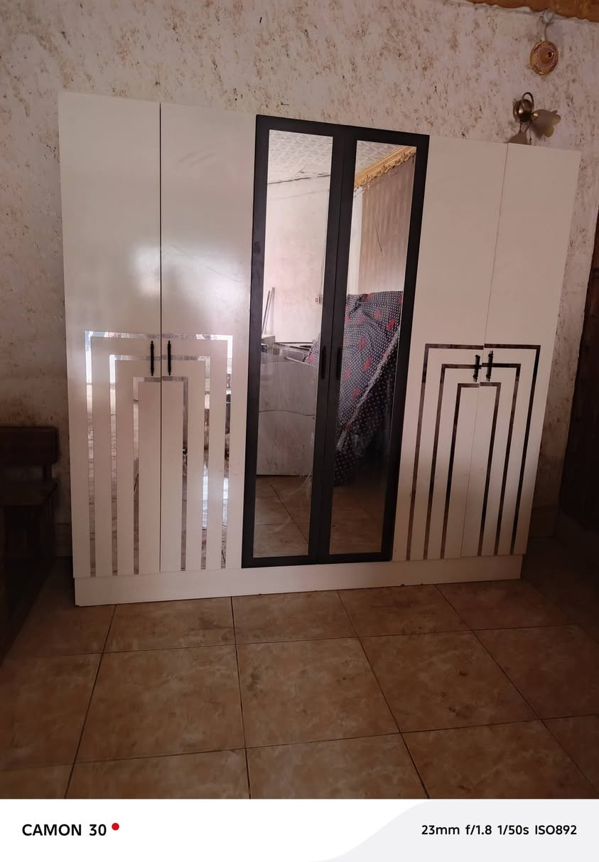 غرفة نوم كاملة • براد نضيف • مجمع بركات القاسم