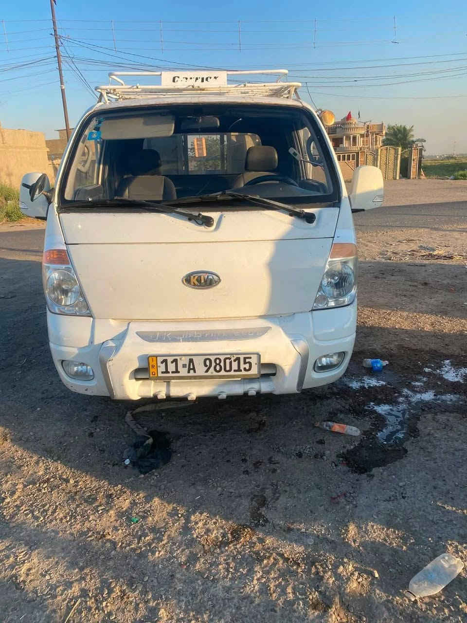 السلام عليكم سياره مسكر للبيع سبلاين طرمبة مكينه وكير مكفولات شاصي مكفول سياره بلاديه بيهه بس دواير خايسات الباقي مكفول مكاني بغداد المعامل موديل 2008السعر تصل وتدلل ***********
