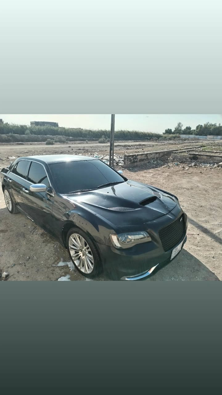 كرايسلر ٣٠٠ • ٢٠١٤ • واسط