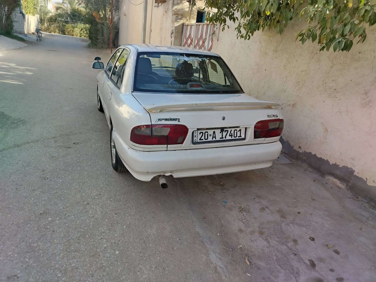 بروتون 2002 بلاديه مابيه صبغ كير عادي محرك لا صرف ولا تبخير تبريد شغال بس ضعيف سيارة نضيفه السعر 44$ وبيه مجال . بعقوبة تقاطع القدس ***********
