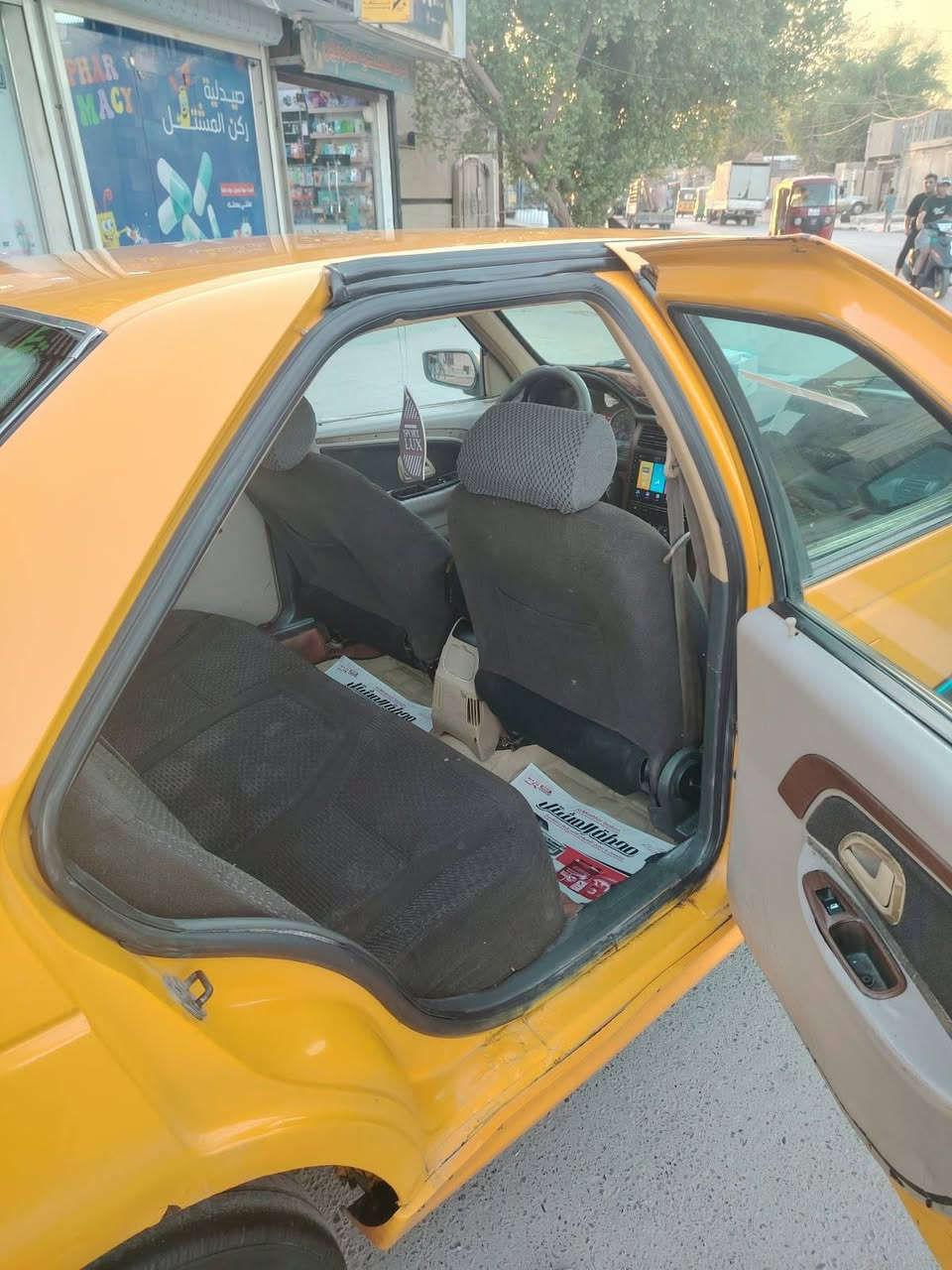 ‏سلام عليكم بيجو  بارص موديل 18 سياره جاهزه من كلشي تبريد  ثلج  صدر امامي خلفي جديد مصفره غرامات بغداد سياره كبل لشارع المكان بلديات بغداد السعر 35 الأستفسار ***********

