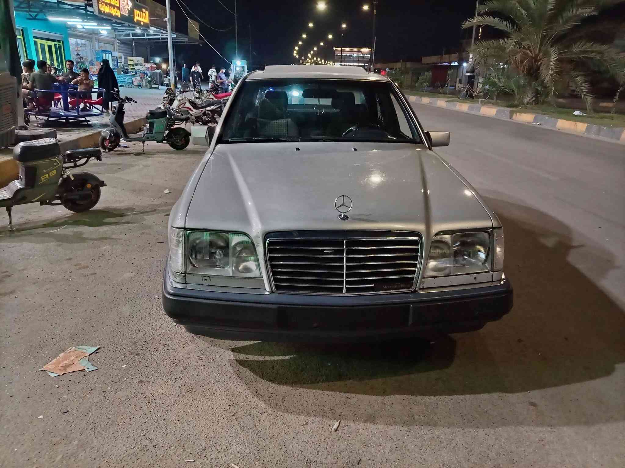 السلام عليكم للبيع مارسيدس 320بيبي دب موديل ٩٣ سياره جاهزه گير محرك كهربائيات كلها جاهزه سياره مرشوشه عام بدون ضربه قطرة معجون مابيها قطرة خياس مابيها قواعد دبلات بلاديه محرك خراطيم رقم كركوك تحويل مباشر السعر ٧٠ وبيها مجال بسيط العنوان الضلوعية ***********
