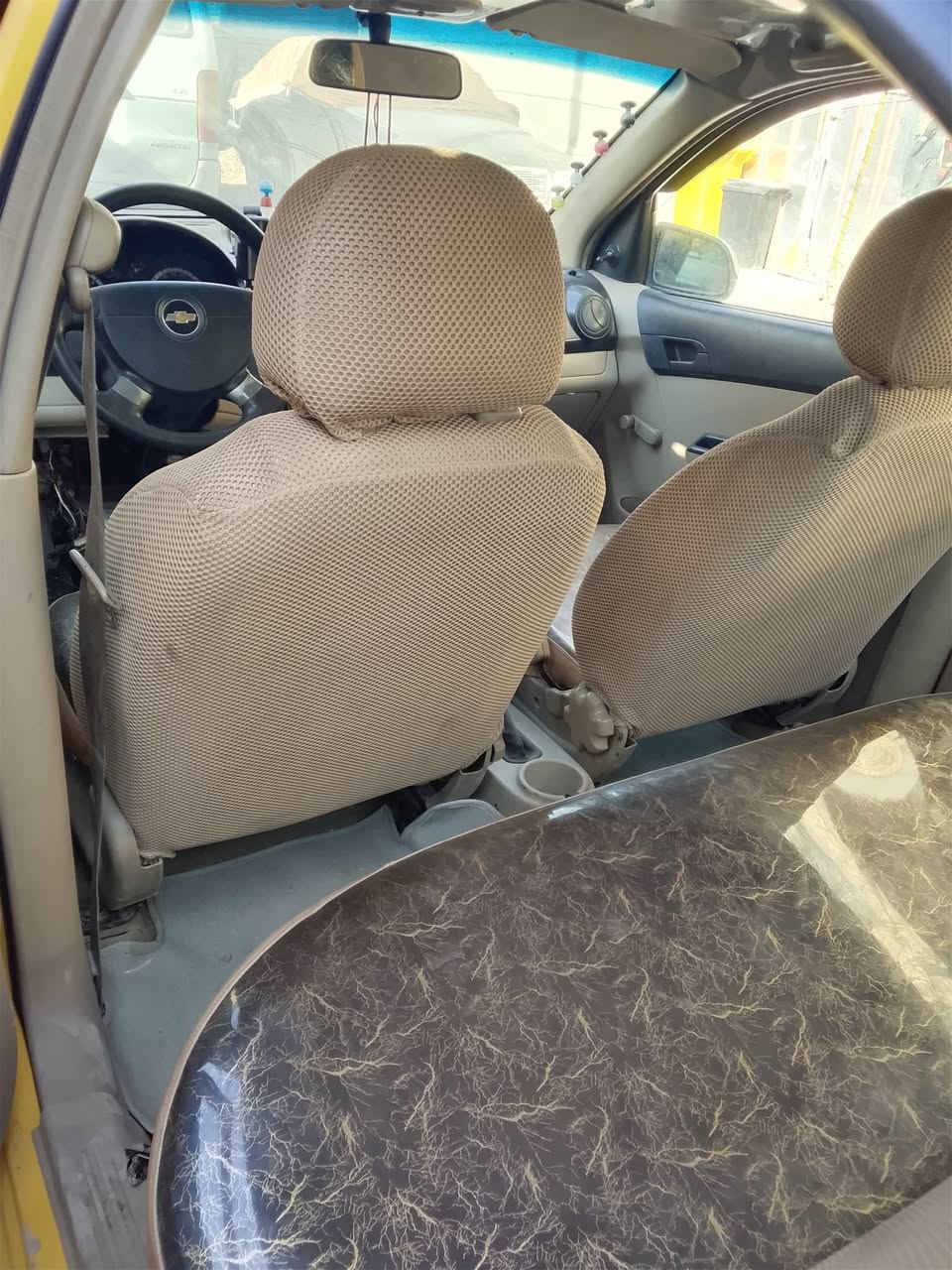 سلام عليكم عدي سياره هفيو الفين 11 خليجي بلديه سياره بيه تبخير قليل طبكت تشتغل شغل ما تشتغل بقت سعر 45 بيه مجال قليل لو مراوس عادي رقم ***********
