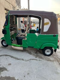 باجاج • ٢٠٢٢ • بصرة الزيتون