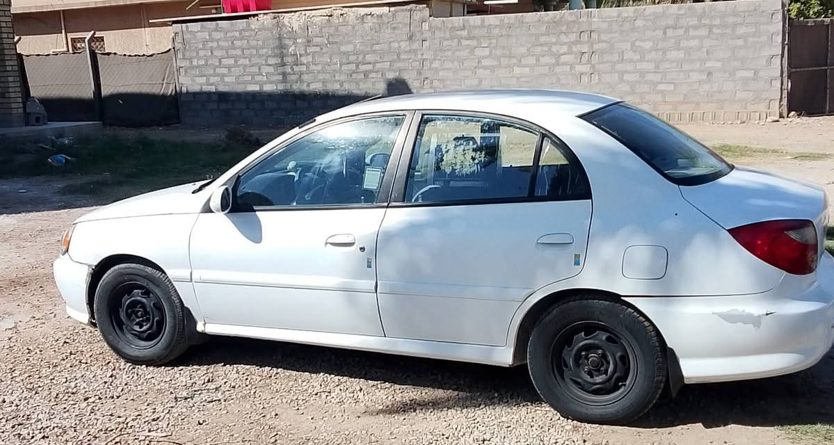 كيا ريو موديل2001رقم بغداد باءسمي سنوية نافذه لغاية2029اللون ابيض كبير ومحرك مكفولات الداخل السيارة نظيفة صدر جديد للاءستفسار اكثر  تواصل على الرقم ***********
