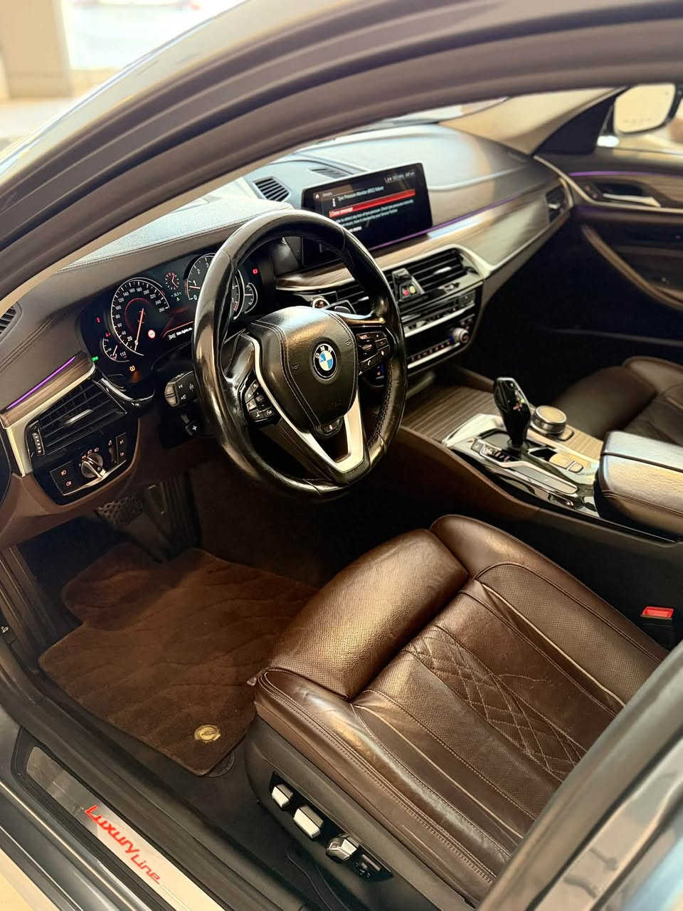 2018 Bmw 530 محدث 2023
Km:100,000
                             ☎️ ((((((. ***********    ))))) لتواصل
العنوان: السليمانية كوردستان موتورز شركة برزاي دابان 

مواصفات السيارة:
كشن تبريد و تدفئة 
داتاشو
كاميرة خلفية
حساسات 360
كشن كهربائي و ميموري 
سلايد
بودي كيت M2023
رادار امامي و جانبي
