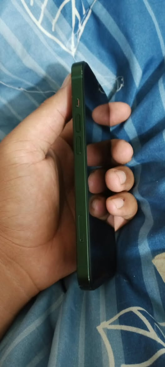 13 عادي ذاكره _128 جهاز نضيف بمعنه لكلمه فاتحه بل ٢٥ بي قطع صليه مراوس اب ١٢ برو ماكس شعدك نزل مكاني بغداد *********** متواجد واتساب

نص مكتوب في الصور:
- ٨:٥٠
- القطع والخدمة
- تجمع Apple سجل تاريخ القطع والخدمة، وهذا السجل يعرض معلومات عن هذا الـ iPhone وحالته وتفاصيل إصلاحه. معرفة المزيد...
- سجل تاريخ الخدمة
- البطارية
- أصلية
- الكاميرا
- الشاشة
- غير معروف
- بصمة الوجه
- مشكلة
- هذا الجهاز iPhone 13 الرقم التسلسلي: CLX42H47HM انتهت صلاحية التغطية انتهت الصلاحية في ١٨ أيار ٢٠٢٦ تشير سجلاتنا إلى أن منتجك لا يدخل في نطاق التغطية بموجب الضمان المحدد من Apple أو بموجب أحد منتجات AppleCare لإصلاحات وخدمة المكونات المادية، وفقًا لتاريخ انتهاء الصلاحية المُقدّر. الإصلاحات والخدمة المدفوعة الدعم عبر الهاتف تعرّف على المزيد عن خيارات الدعم هل تحتاج إلى مساعدة؟ دعم Apple احصل على المساعدة بشأن جميع منتجات Apple الحصول على استخدم تطبيق دعم Apple لجدولة إصلاح أو اتصال أو محادثة مع أحد المستشارين، واستكشاف المشاكل وإصلاحها والمزيد. الحصول على الدعم عبر الويب