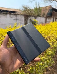 للبيع موبايل هواوي huawei mate xs 2 مستخدم نضيف كامل ملحقات07811077355