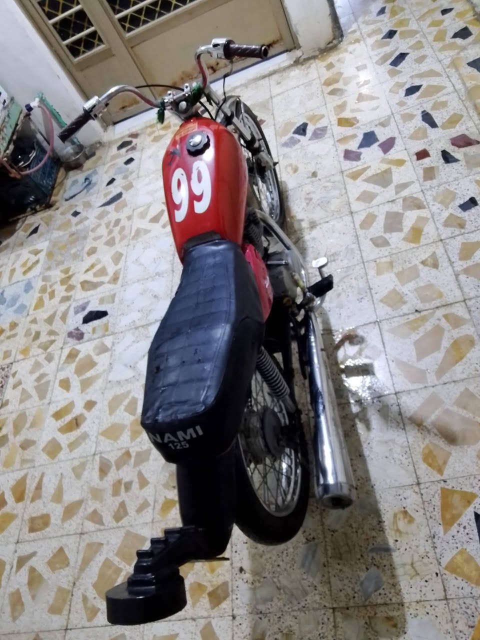 السلام عليكم ارشا للبيع خير من الله 
كشن تانكي سبايدر ثقيل ويالة وتايرات جدد دبلات جدد سعر قفل 150 قفل بدون احراج 
مكاني صويرة حي العمال رقمي ***********
