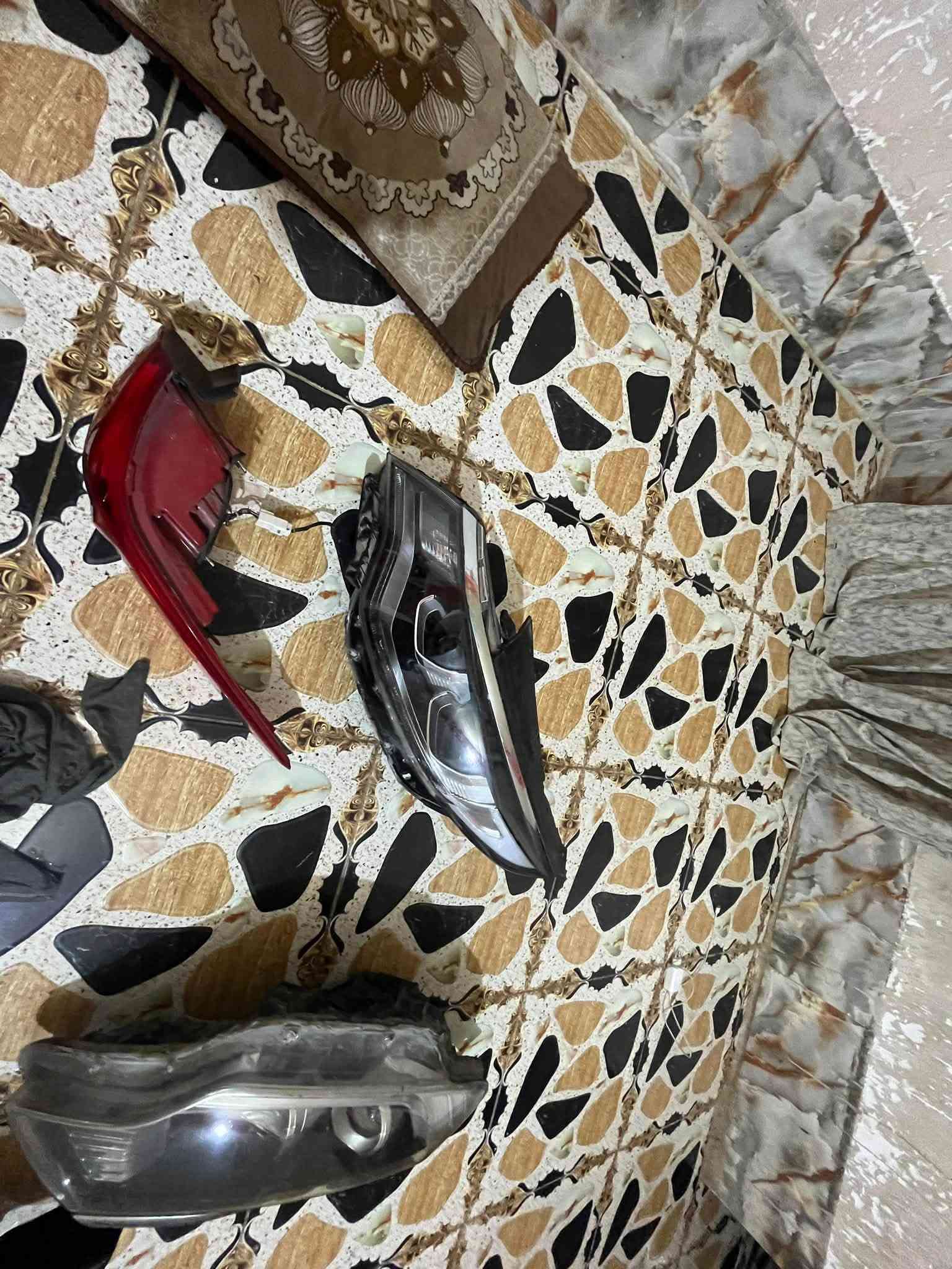 سلام عليكم عندي زوج لايت اوبتما ١٧ البيع مكاني الشطره***********
