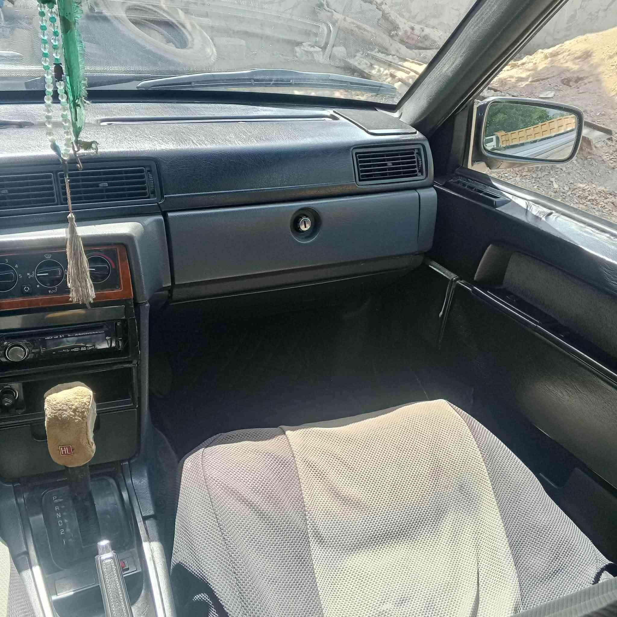 فالفو البيع السعر ٦٠موديل ٩٥رقم بغداد ‭***********‬
