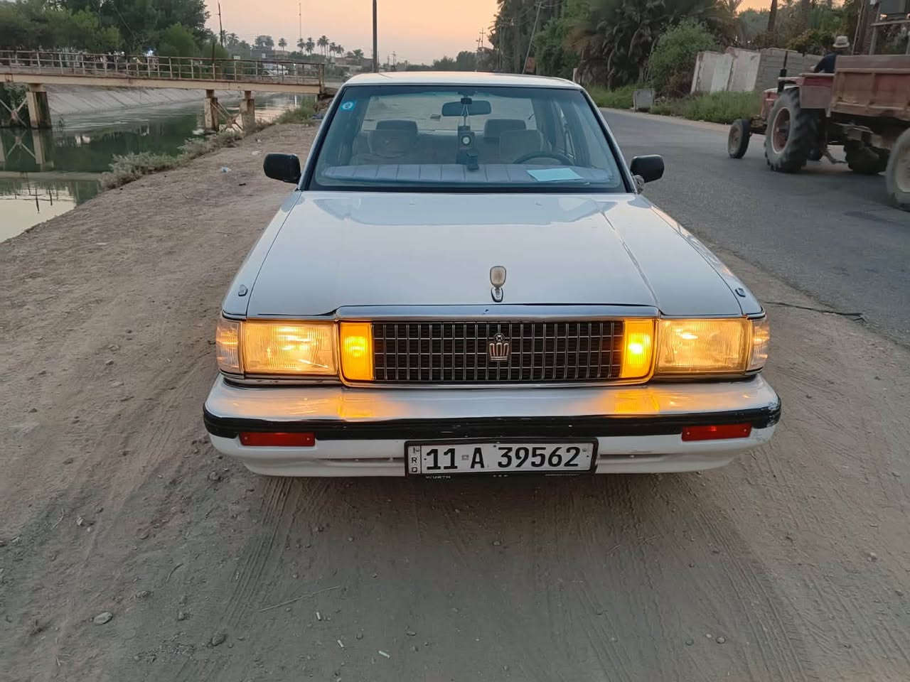 السلام عليكم للبيع فقط سيدان رقم بغداد باسمي الانكليزي تحويل مباشر سياره جاهزه مابيه كل نقص وين ماجان تمشي بيه تبريد شغال 
المكان كربلاء الحسينية 
السعر 53$ 
رقم الهاتف ‭***********‬
رقم الهاتف ‭***********‬
الخاص مغلق فقط اتصال
